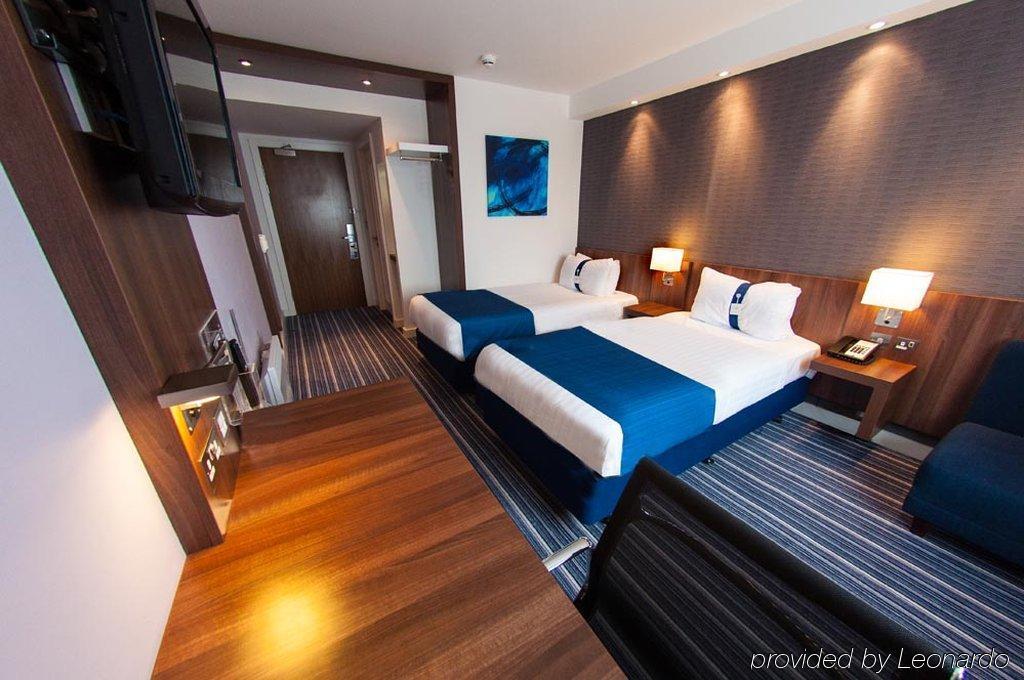 Holiday Inn Express Liverpool Hoylake, An Ihg Hotel ภายนอก รูปภาพ