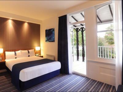 Holiday Inn Express Liverpool Hoylake, An Ihg Hotel ภายนอก รูปภาพ